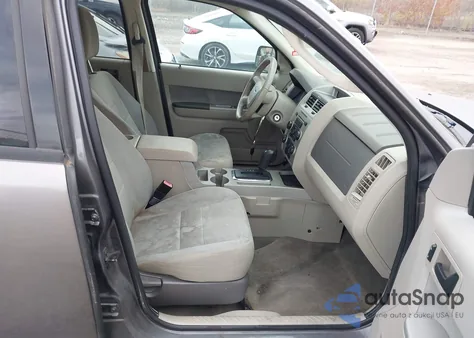 2011 Ford Escape Xlt from USA, damaged, VIN 1FMCU9DG6BKA14999